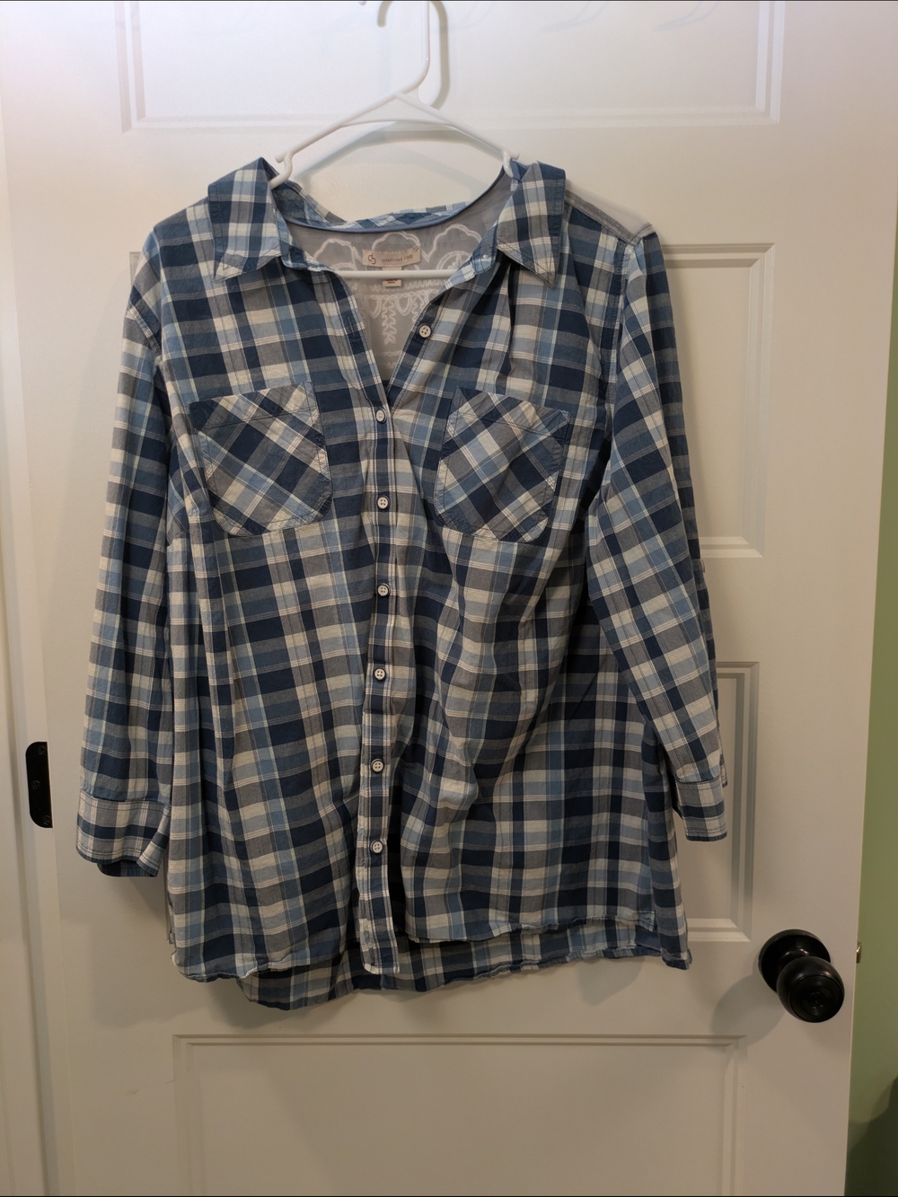 🔴 3/$15 dressbarn Blue and White Plaid Button-Down Shirt